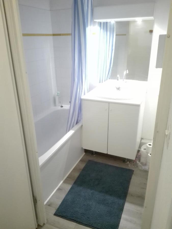 Studio Devant Les Remparts Avec Parking Prive Apartment Avignon Bagian luar foto